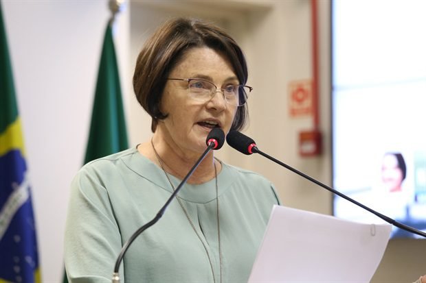 Nancy pede ação do Executivo para conter aglomeração em ônibus urbanos